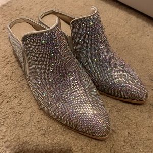 NWOT. Women’s 11 wide fit.